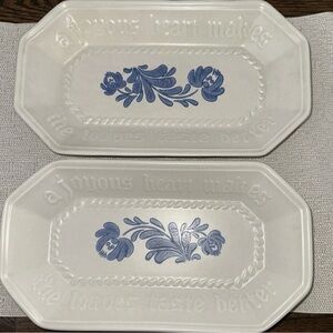 Pfaltzgrafff Yorktowne, Bread Tray A joyous heart makes the loaves taste better.